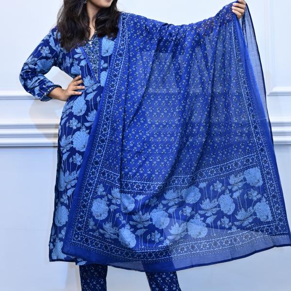 Deep blue floral design 3piece suit set